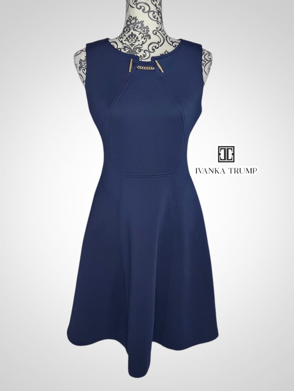 IVANKA TRUMP Navy Gold-Tone Chain Detail Sheath Dress - 4